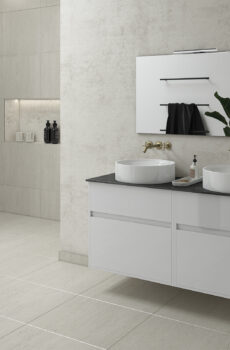 Instinct 125 White Top - 1